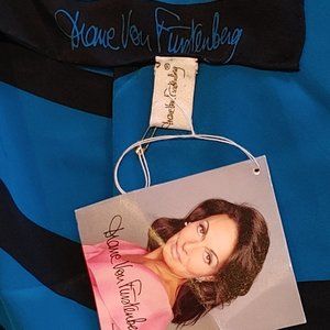 .NWT - Diane Von Furstenberg "Diane" Scarf - 100% Silk